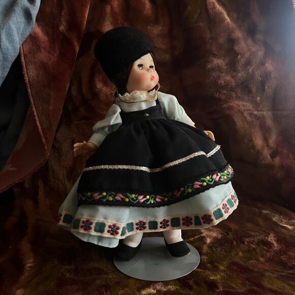 Vintage 80s Madame Alexander Romania Doll 786 with Stand 8 Inch Romanian Girl - Picture 1 of 13